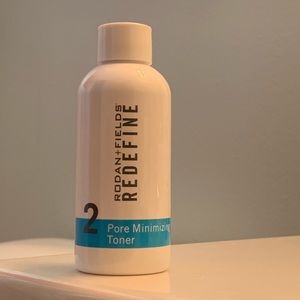 Rodan + Fields redefine pore minimizing toner